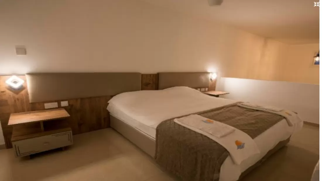 Deni̇z Airport Suites